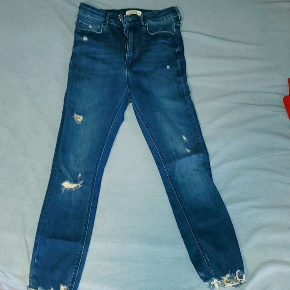 Womens Zara high rise stretchy skinny jeans sz 6/28.